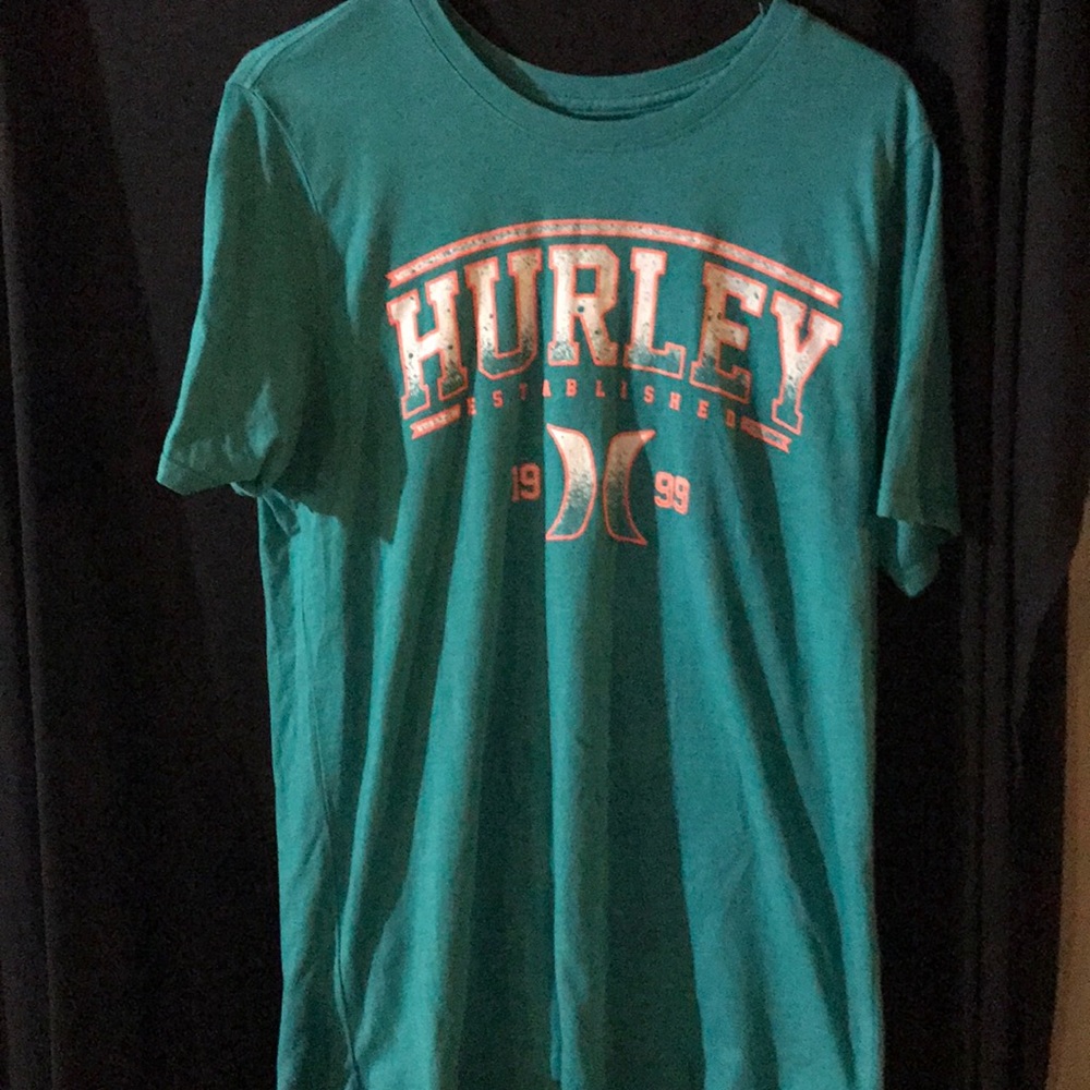 Hurley. Short sleeved. Shirt
